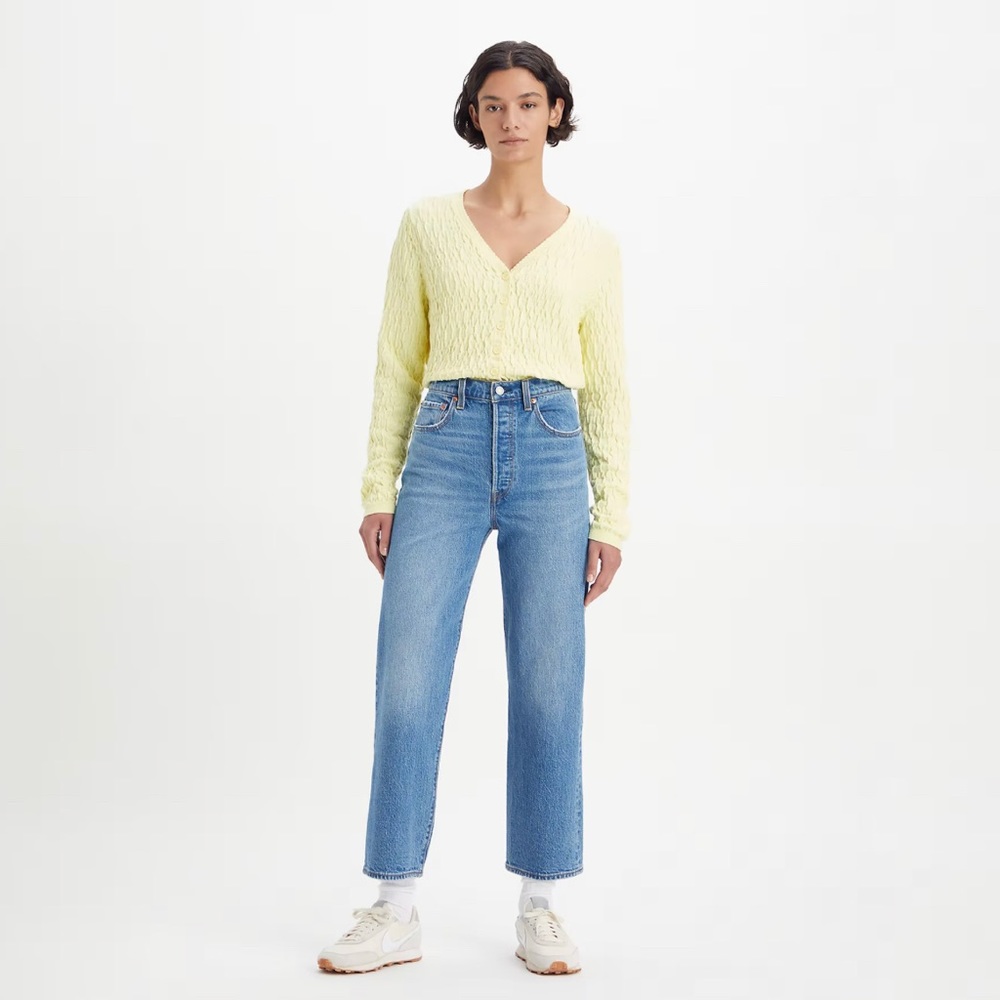 Levi’s Ribcage Straight Ankle Jeans